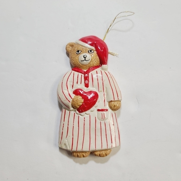 Vintage 80s 90s Kawaii Cute Teddy Bear Heart Ceramic Christmas Ornament - Picture 1 of 9